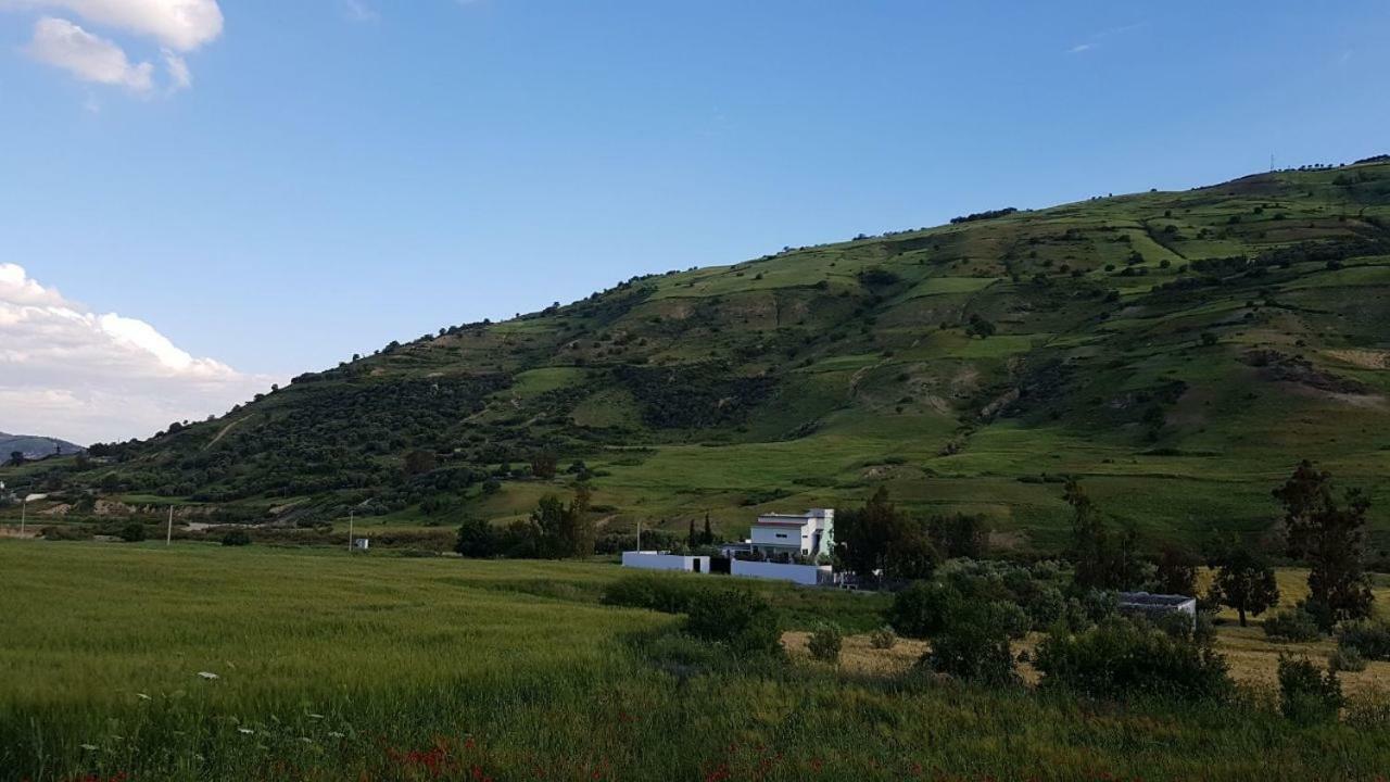 Belle Maison Au Coeur Des Montagnes De Taza A Moins De 10 Minutes De L'Agora Parkヴィラ エクステリア 写真